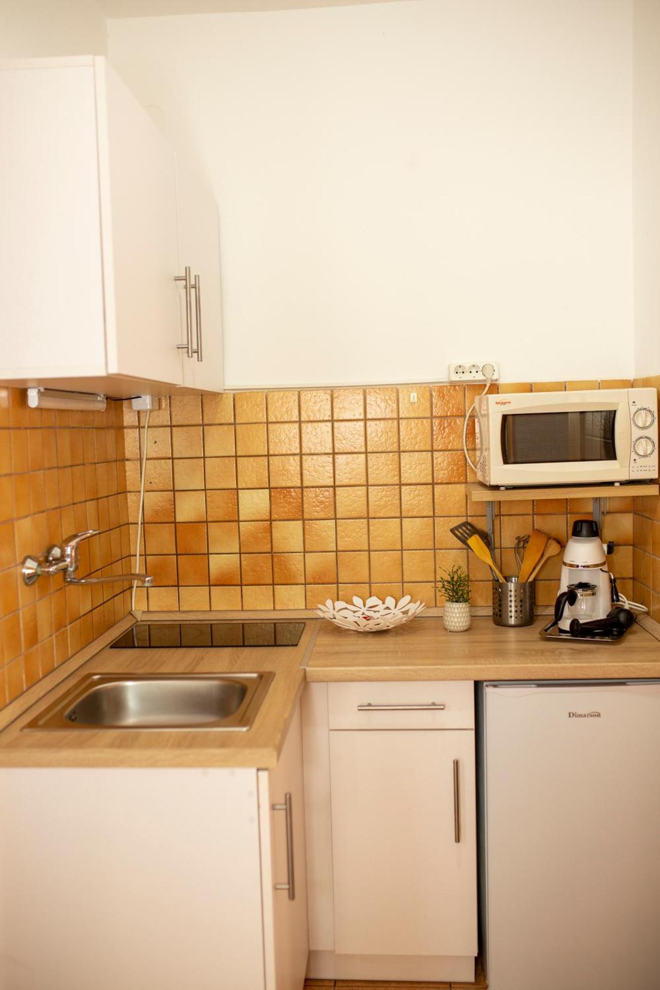 Huerkecz Apartmanhaz Heviz Bagian luar foto